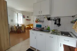 Rovinjsko Selo, stan u prizemlju 30 m2, Rovinj, Appartement