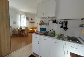 Rovinjsko Selo, stan u prizemlju 30 m2, Rovinj, Appartement