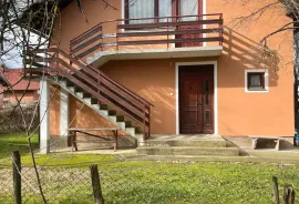 Prodaje se kuća 85 m2 + 1. kat, BiH Prijedor, Donja Puharska, Prijedor, House