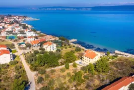 Građevinsko zemljište prodaja otok Pašman 1.373 m2, Pašman, Γη