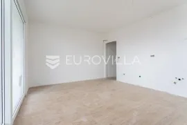 Podstrana, odličan dvosoban stan s pogledom na more, Podstrana, Apartamento