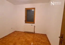 KUĆA - SKAKAVCI - 324 m2 (Opština Prnjavor), Prnjavor, House