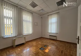 VILA - BANJA LUKA - 830 m2, Banja Luka, Gewerbeimmobilie