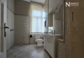 VILA - BANJA LUKA - 830 m2, Banja Luka, Gewerbeimmobilie