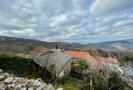 Grižane - Starina za adaptaciju, 250 m2, 3 objekta, Vinodolska Općina, Σπίτι