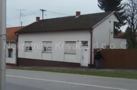 Kuća u gradu i građevinsko zemljište, Bjelovar, Famiglia