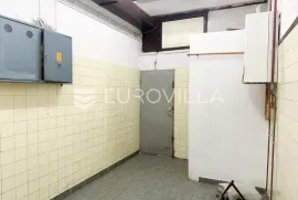 Vinkovci, Vinkovačko Novo Selo, poslovni prostor 134,38 m2 u sklopu poslovne zgrade, Vinkovci, Commercial property