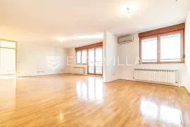 Zagreb, Trešnjevka, Selska ulica, prekrasan luksuzan peterosoban penthouse sa panoramskim pogledom, Zagreb, Appartamento