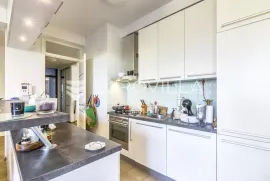 Srebrnjak, luksuzan četverosoban stan 141,04 m2 s vrtom, Zagreb, Appartement