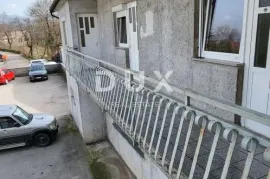 ČAVLE - Kuća sa 6 apartmana i 2 poslovna prostora, Čavle, Maison