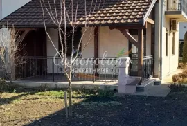 Batajnica, Šangaj, 162m2, 4.6 ari,p+pk,eg, garaža ID#1653, Zemun, House