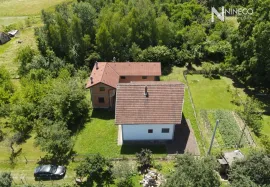 KUĆA - JABLAN - 211 m2, Laktaši, Famiglia