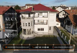 KUĆA - ROSULJE - 770 m2, Banja Luka, Famiglia