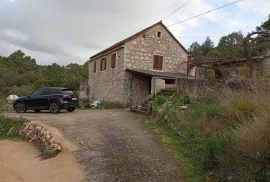 Otok Hvar, Starigrad, Dol- seosko imanje, Stari Grad, Kuća