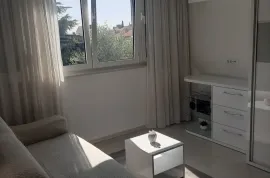 Split: Dobri- jedonosban stan 50m2, Split, Wohnung