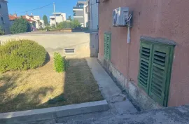 SNIŽENO:Split: Meje -4 sobni stan sa vrtom u mirnoj ulici, Split, Wohnung