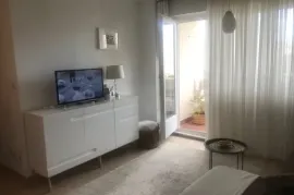 Split: Pujanke- jednosoban 50m2 7.kat, Split, Appartement