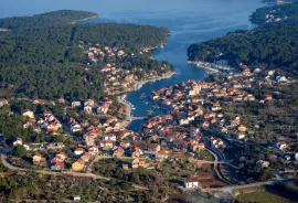 Hvar: Vrboska stan 63m2 s parking mjestom, Jelsa, Kвартира