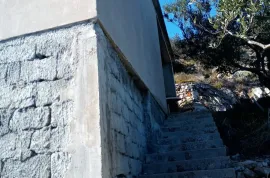 Hvar:Brusje- poljoprivredno zemljište 31 000m2 s postojećim objektom, Hvar, Terrain