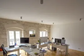 Split:Grad- troetažni apartman na u srcu grada, Split, Appartamento