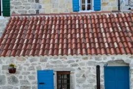 Hvar Brusje dalmatinska kamena kuća s bazenom, Hvar, Maison