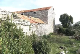 Ekskluzivna ponuda: HVARSKI KAMENI DVOR  na vrhu otoka Hvara, Jelsa, Kuća