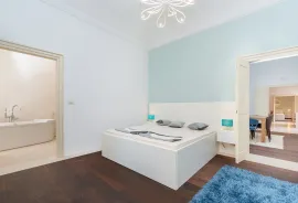 Dubrovnik,dvoetažni kompletno obnovljen i luksuzno opremljen stan 160 m2 u samom srcu Dubrovnika, Dubrovnik, Appartement