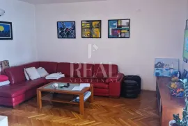 Izvrsna prilika trosoban stan u Splitu, predio Pujanke!!!, Split, Appartement