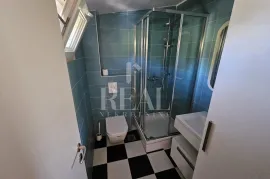 Apartman Pakoštane 60 m2,2S+DB,balkon pogled na more, Pakoštane, Wohnung