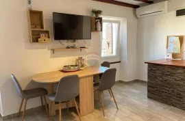 Istra, Rovinj - dva stana i veliko spremište/konoba, Rovinj, Wohnung