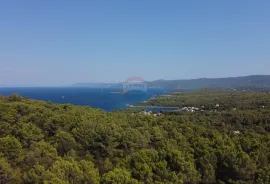 Jedinstvena prilika: građevinski teren s maslinicima na otoku Hvaru, Stari Grad, Vrbanj, Stari Grad, Terrain