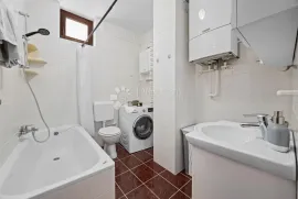 Dvosoban stan u blizini mora 85 m2 - Pula, Pula, Appartement