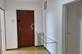 Centar, Domagojeva, 4-s., 3. kat, loggia, lift, Zagreb, Apartamento