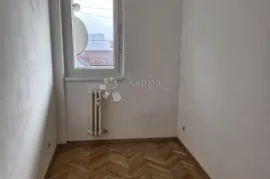 Centar, Domagojeva, 4-s., 3. kat, loggia, lift, Zagreb, Appartment