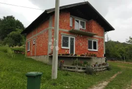 Rijetkost-7.5 Ha u komadu i Kuća na vrhu brda, Karlovac - Okolica, House