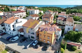 ISTRA - ROVINJ Apartmanska kuća sa 3 stambene jedinice, Rovinj, Maison