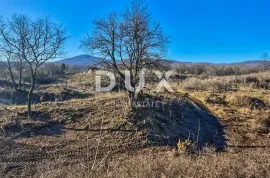 TRŽIĆ TOUNJSKI - Veliko zemljište s ruševnim kućama-100 000 m2 u jednom komadu!, Tounj, Land