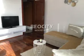 Novi Sad, Bulevar Oslobođenja, Bulevar Oslobođenja, 0.5, 27m2, Novi Sad - grad, Appartement