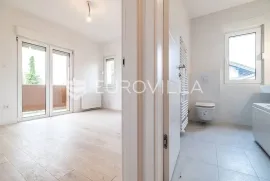 Zagreb, Čret, prostran trosoban stan NKP 105 m2, Zagreb, Flat