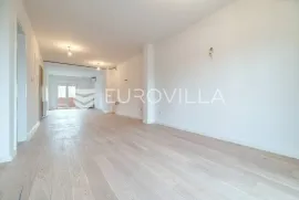 Zagreb, Čret, prostran trosoban stan NKP 105 m2, Zagreb, Appartement