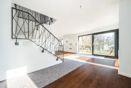 Zagreb Gajnice dvoetažan stan sa garažom i vrtom 170 m2 NOVOGRADNJA, Zagreb, Stan