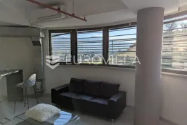 Split, Brda, poslovni prostor ukupne površine 518 m2, Split, Propriedade comercial