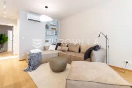 Split, Bol, predivan trosoban stan za dugoročan najam ( prvo useljenje ), Split, Apartamento