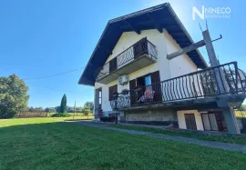 KUĆA I IMANJE - BOŠKOVIĆI - 190 m2, Laktaši, House