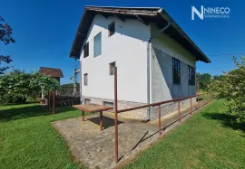 KUĆA I IMANJE - BOŠKOVIĆI - 190 m2, Laktaši, Haus