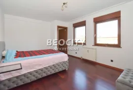 Vračar, Hram Svetog Save, , 7.0, 277m2, Vračar, Apartamento