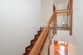 Vračar, Hram Svetog Save, , 7.0, 277m2, Vračar, Appartment