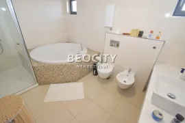 Vračar, Hram Svetog Save, , 7.0, 277m2, Vračar, Appartment