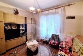 STAN SA DVA BALKONA U CENTRU PULE, Pula, Appartment