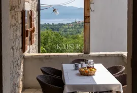 Mošćenička Draga, Brseč- Kuća sa pogledom na more, Mošćenička Draga, Kuća